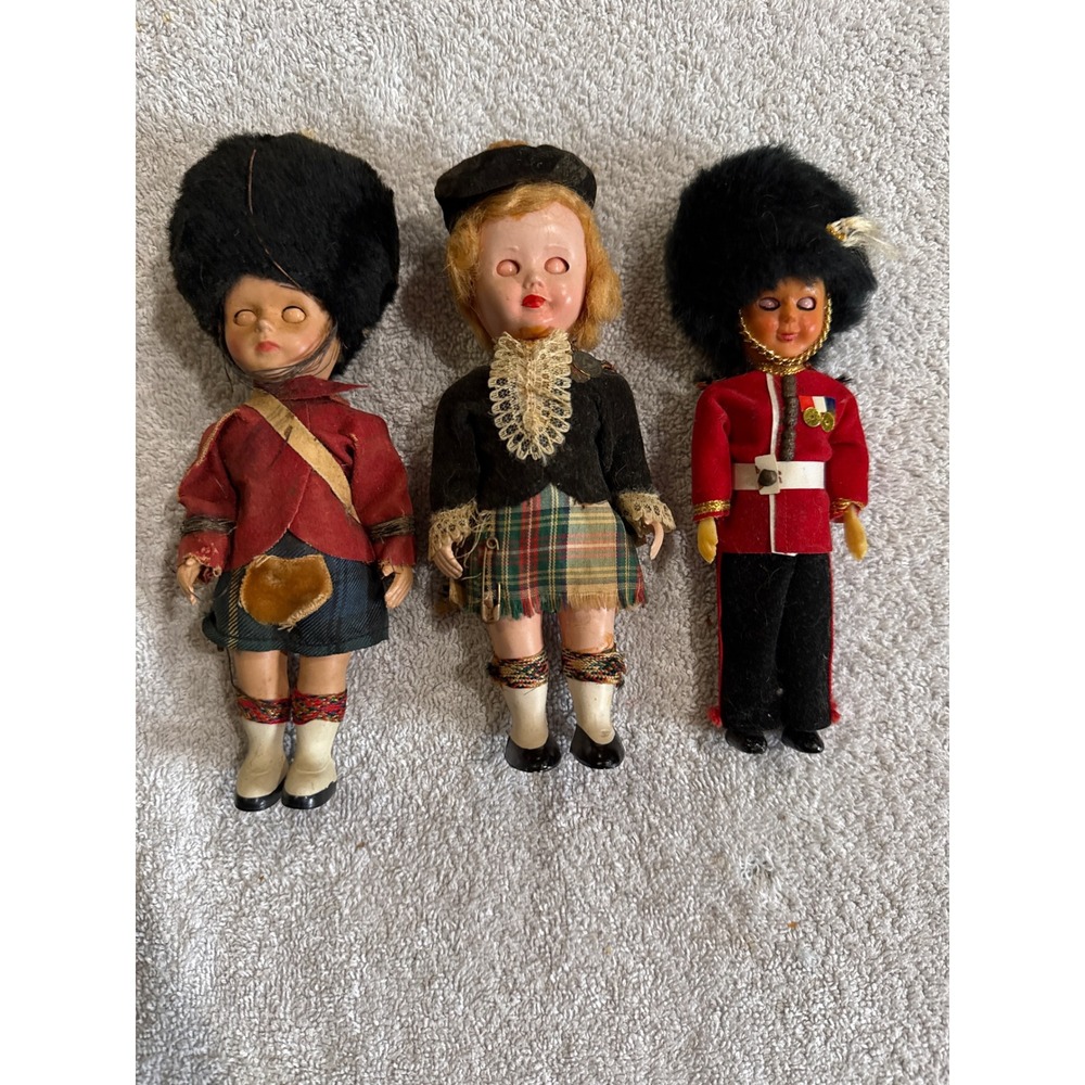 Vintage Souvenir Doll Lot 3pc Scottish Highlander & British Royal Guard 7 Inch